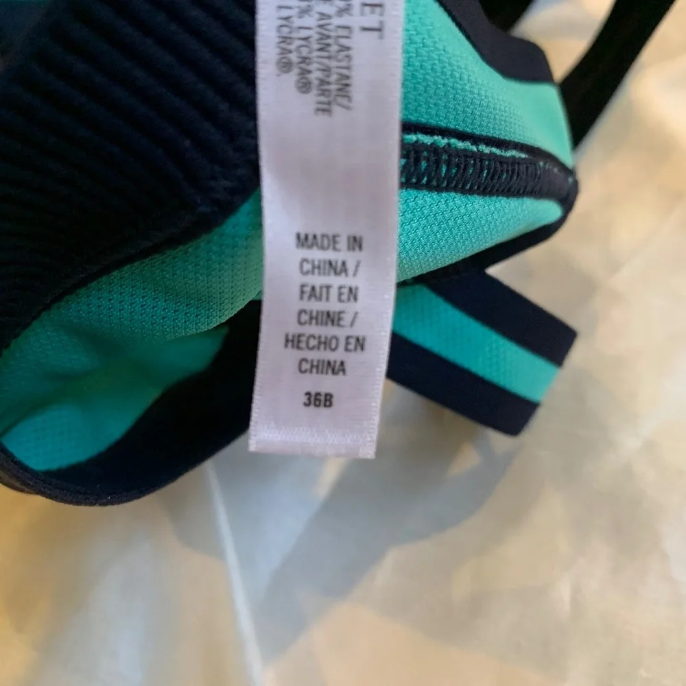 VSX Sport Blue/Green Sports Bra sz 36 B